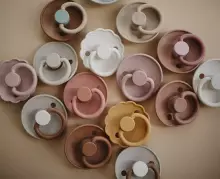 Frigg Limited Autumn Collection Latex Art.101514 Blush/Cocao Pacifier (nipple) made of 100% natural rubber 6-18 months (2 pcs.)