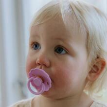 Frigg Daisy Round Latex Art.101609 Cream/Poppy Pacifier (nipple) made of 100% natural rubber 0-6 months (2 pcs.)