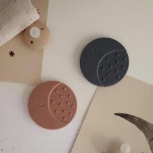 Mushie  Silicone Teether Moon Art.2560315 Silicone rattle (100% natural)