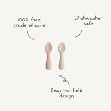 Mushie Silicone Starter Spoon Art.101353 Beige Soft silicone spoon (2 pcs.)