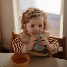 Mushie Silicone Sippy Cup Art. 2480182 Sand Silicone educational mug, 175 ml.