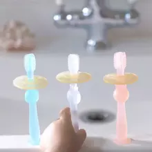 Haakaa 360° Silicone Toothbrush  Art.BHK075-BP first silicone toothbrush