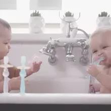 Haakaa 360° Silicone Toothbrush  Art.BHK075-MB Mist Blue  first silicone toothbrush