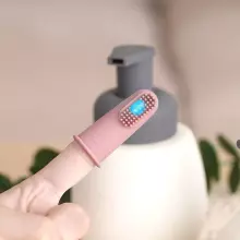 Haakaa  Silicone Finger Toothbrush  Art.TPS036-BH Blush