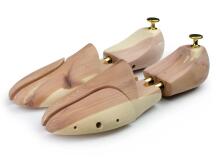 Shoe trees, cedar, pair size 36-37 Massido