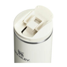 The Transit Fliptop Mug 0.59L glossy cream color