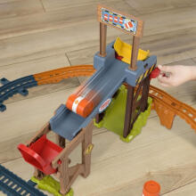 Train Set -  57580 / JBW20 - THOMAS & FRIENDS - DIESEL'S LIFT & LOAD CONSTRUCTION