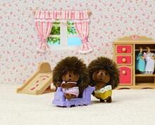 Sylvanian Art.5424 Little twins with a car