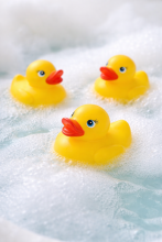 Happy Toys Bath Toy Duck Art.9842 Classic Bath Toy Duck 6cm, makes a squeaking sound