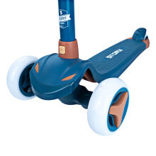 Story Mini Friends LED Deluxe Art.DB0101005100494-BLU-57-80 Blue High quality children's scooter with light effects