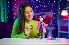 Monster High Creepover Party – Дракулаура с питомцем Count Fabulous и аксессуарами для пижамной вечеринки