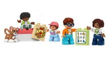 LEGO DUPLO Big Interactive Community Train