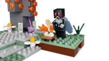 LEGO Minecraft Bālā Dārzs