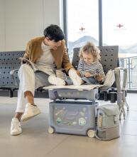 Stokke Parent-Child Travel Kids Luggage Art.296468 Hazy Lilac   Чемодан-сиденье на колесах 3 в 1