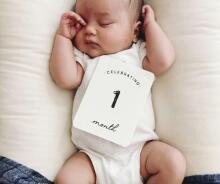 La bebe™ 12 Baby Monthly Cards Art. 37776, Perfect Gift for Newborn Photo Sessions