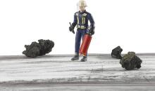 Bruder Firemann Art.07324  rotaļu figūriņa Ugunsdzēsējs