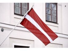 Латвийский флаг (150x75 см)