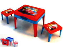„Disney Cars“ komplektas: 1 stalas + 2 kėdės vagonai (LA8009271007512)