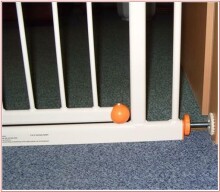 Durų apsauga 11029802 Vaikų saugos barjeras / vartai su spyna