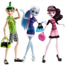 Mattel 2013 Monster HighTravel Doll Y0392 Draculaura