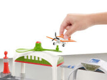 Mattel Y0995 Planes Игровой набор Аэропорт  с самолётиком Дасти