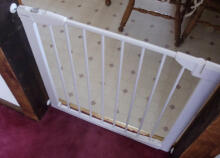 Munchkin Auto Close Safety Gate Art. 95627