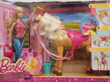 Mattel Barbie Jumping Tawny Playset Art. BJX85