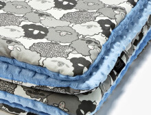 La Millou Art. 83515 Preschooler's Blanket Graphite Sheep Family Sky Высококачественное детское двустороннее одеяло (110x140 см)