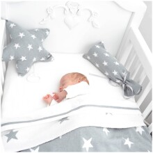 Tik kūdikio prekės 911095 Kūdikių antklodė STAR pilka / balta (75x95 cm)
