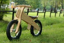 „Dip & Dap Mini Art.MSM-01 Green“ vaikų medinis motoroleris (dviratis) nuo 1,5 metų